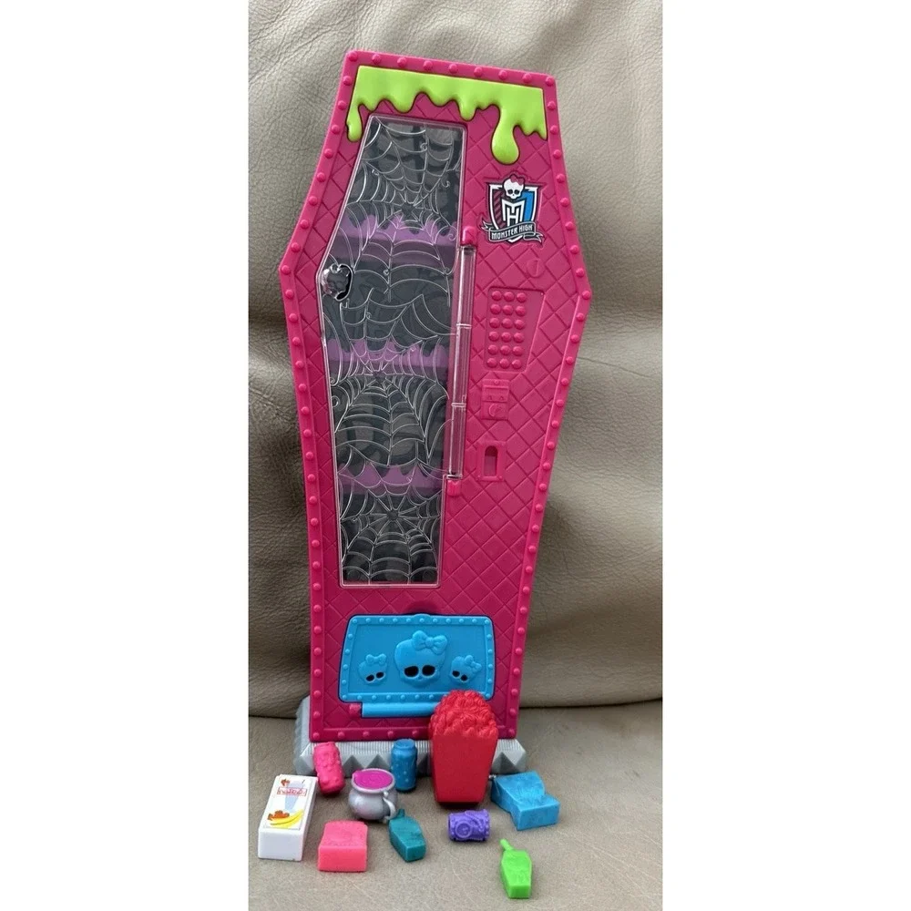 Monster‎ High Social Spots Student Lounge Vending Machine with Food